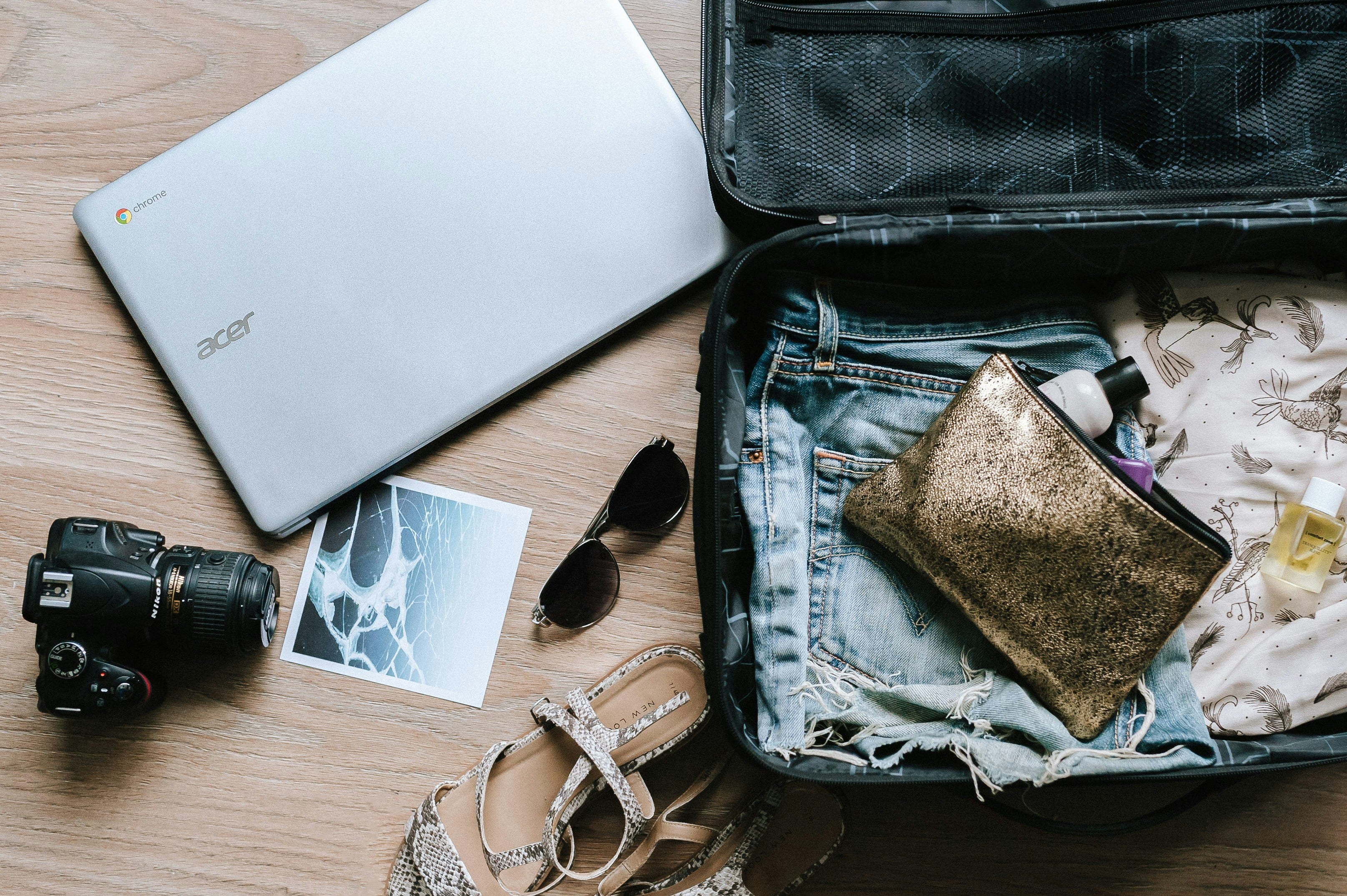 How to Avoid Roaming Charges on Your Summer Holiday in 2026